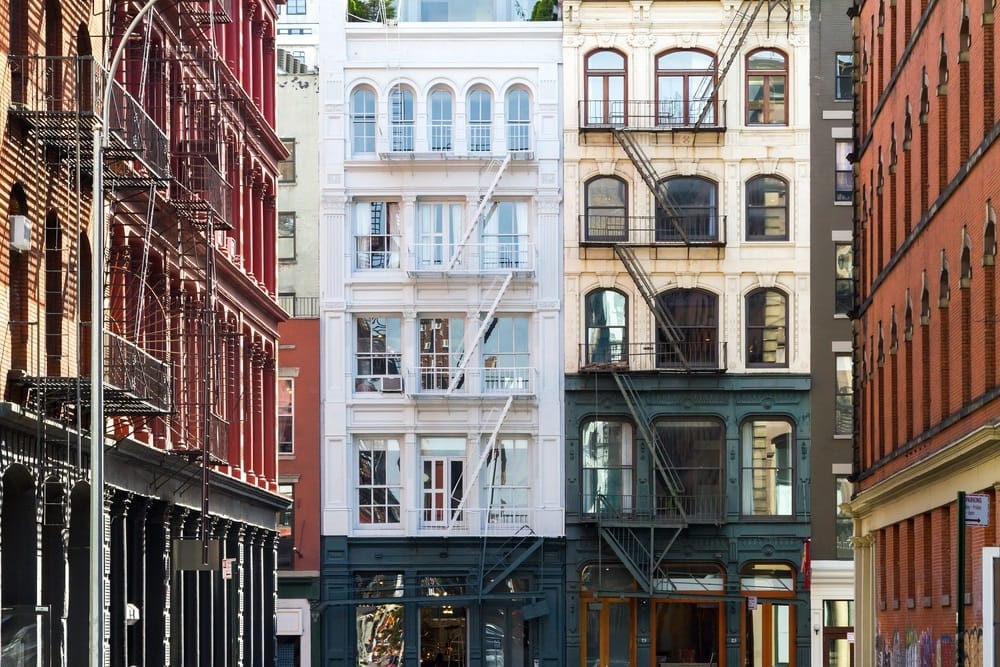 facade view of building in soho nyc