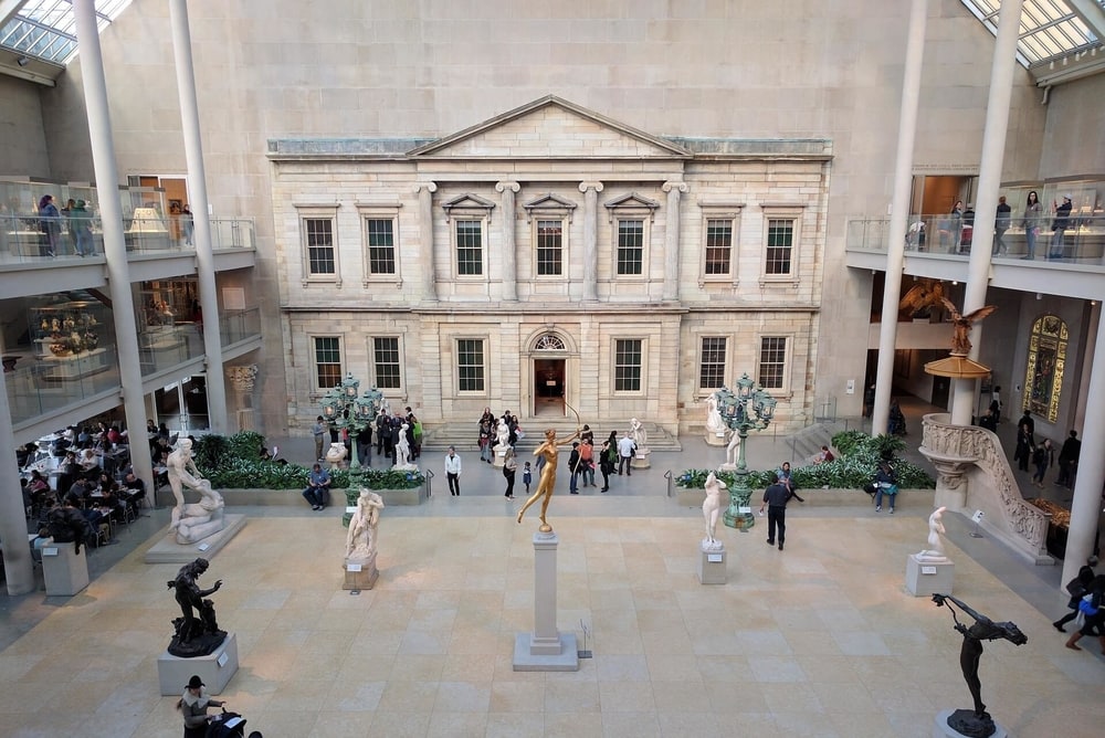 museum membership NYC The Met courtyard 