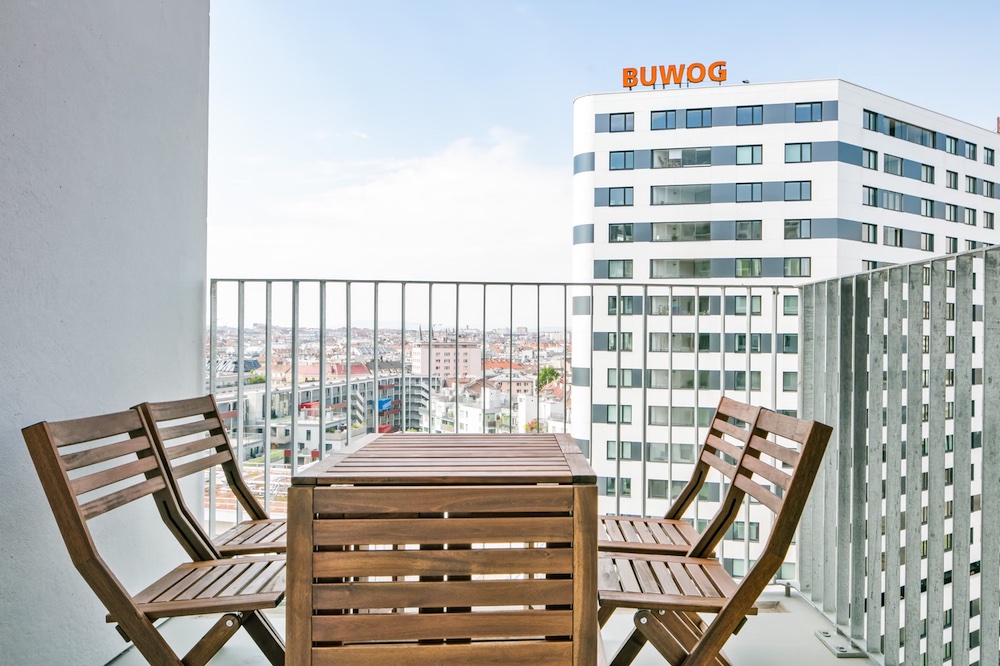furnished rental apartment with a balcony in vienna