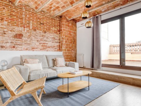 Fully furnished living in an apartment in Barcelona